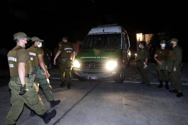 Sin pudor ni vergüenza: okupas armaron una fiesta clandestina con 80 invitados que terminaron presos en Ñuñoa