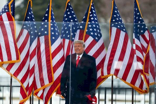 El duro golpe que sufre Twitter tras la suspensión a la cuenta de Donald Trump