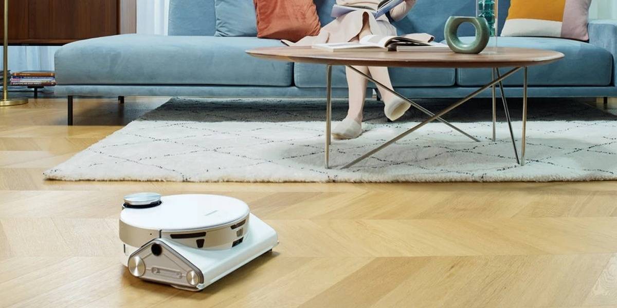 Samsung JetBot 90 AI+ es un robot aspiradora genial que va contra Roomba