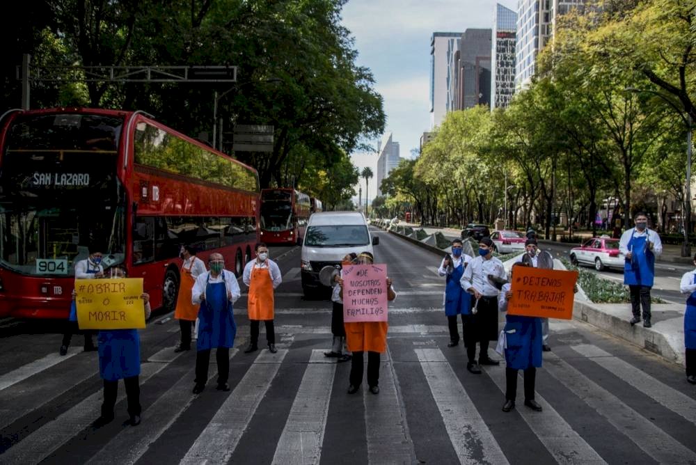 Cacerolazo de restaurantes en la Ciudad de México