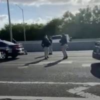Una sola ambulancia llegó a escena de policías en Carolina: otros fueron transportados en patrullas
