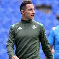 Andrés Guardado supera el Covid-19 y vuelve con el Betis