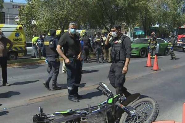 Dos carabineros resultan heridos tras operativo y balacera en Providencia