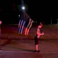 Zechariah, el niño de la Florida que dedicó carrera a policías boricuas asesinados