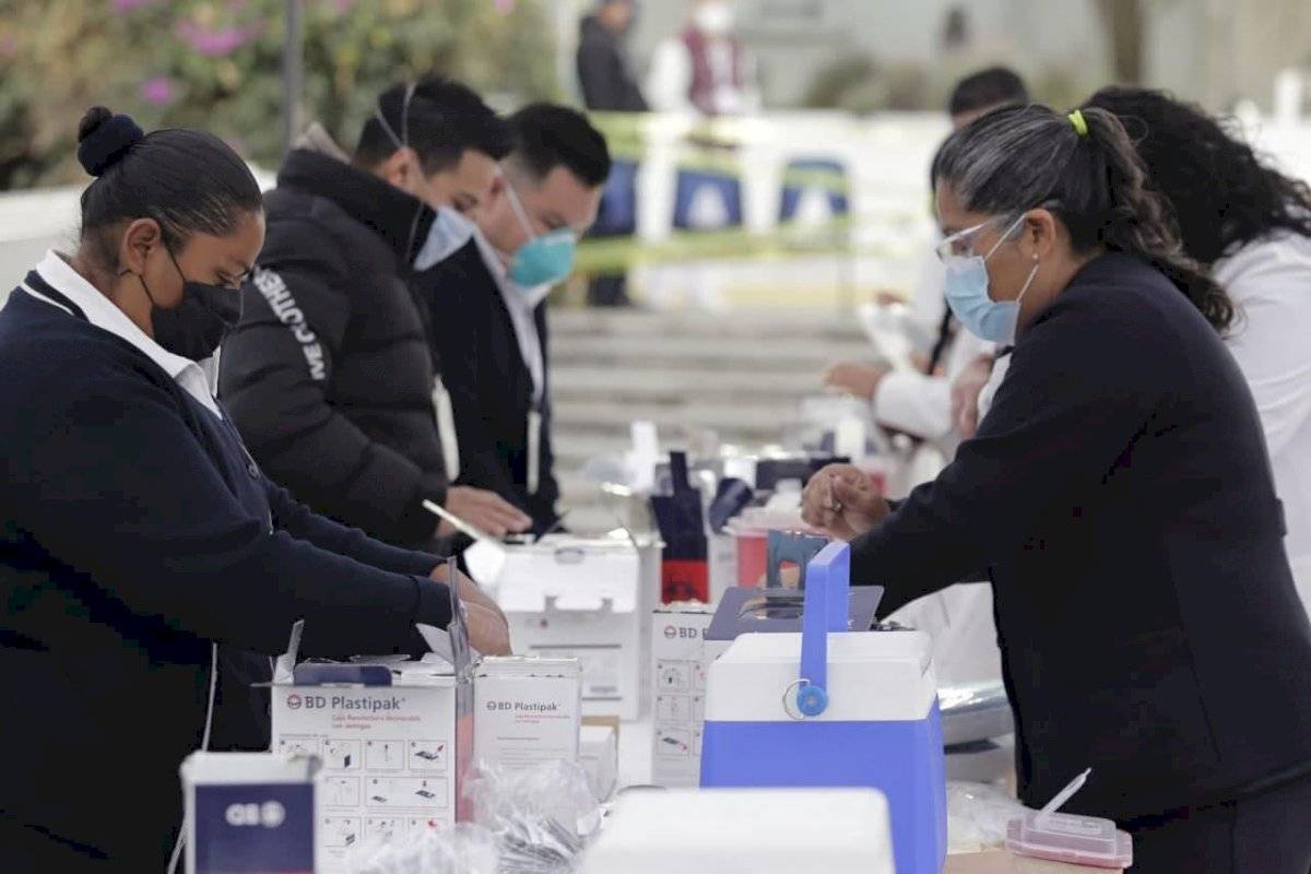 Médicos Jalisco vacunación