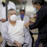 Inicia vacunación contra el Covid-19 a personal médico en Jalisco