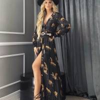 Carolina Jaume comparte su "detrás de escena" de su nueva sesión de fotos en bikini