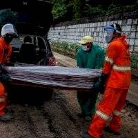 Muertes por Covid en el mundo superan los dos millones, reporta Universidad Johns Hopkins