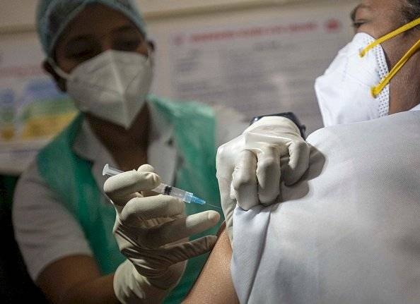 23 pacientes frágiles fallecieron en Noruega tras aplicación de la vacuna Pfizer