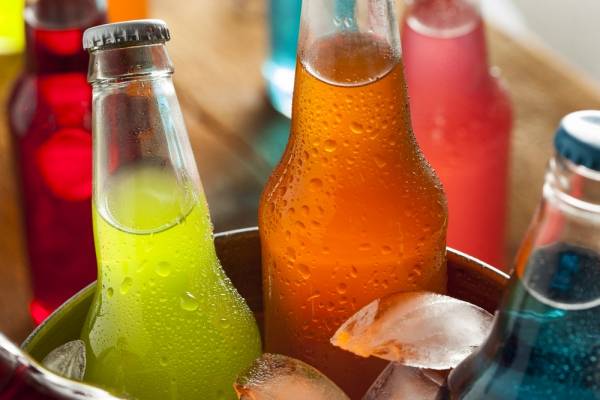 5 cosas que pasan en tu cuerpo si sólo tomas bebidas