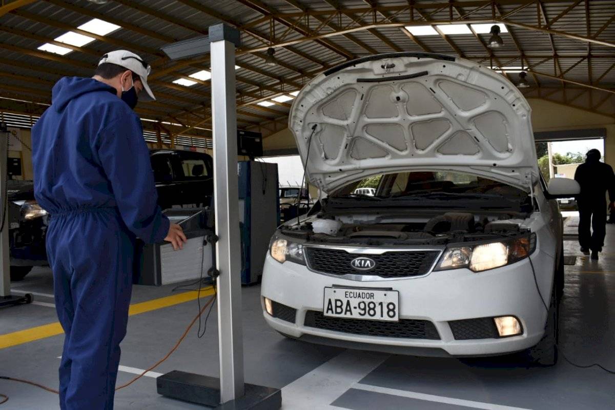 EMOV retoma turnos para RTV y matriculación vehicular 2021
