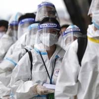 Realizan tests masivos en Pekín tras registrarse dos nuevos casos de covid-19