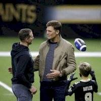 Tom Brady lanza pase a hijo de Drew Brees y video se hace viral