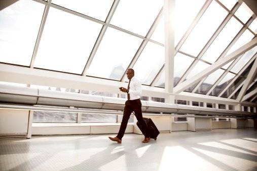 La historia del hombre que vivió tres meses en un aeropuerto por miedo al coronavirus