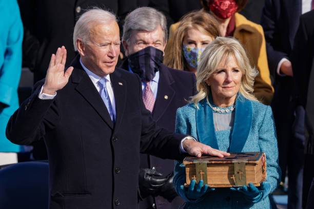 Joe Biden durante su juramentación.