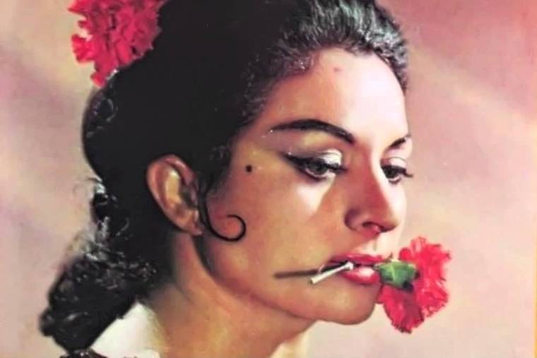 Lola Flores, "revivida" gracias a la Inteligencia Artificial para una publicidad.