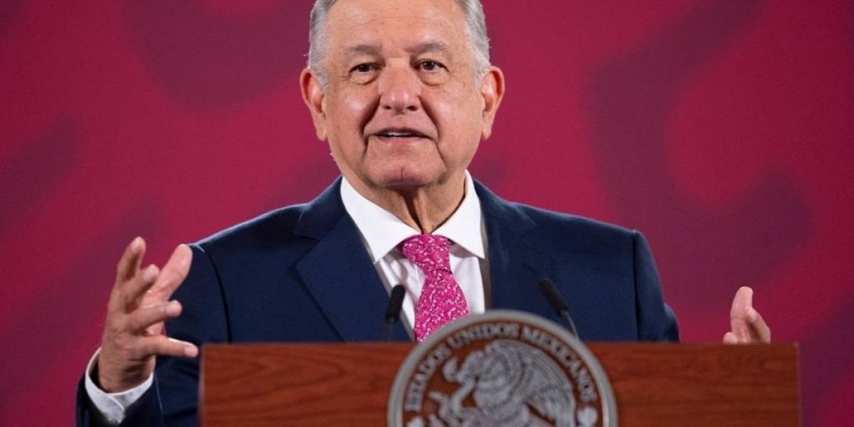 Coronavirus. López Obrador anuncia que los gobiernos estatales y las empresas podrán comprar vacunas contra la COVID-19