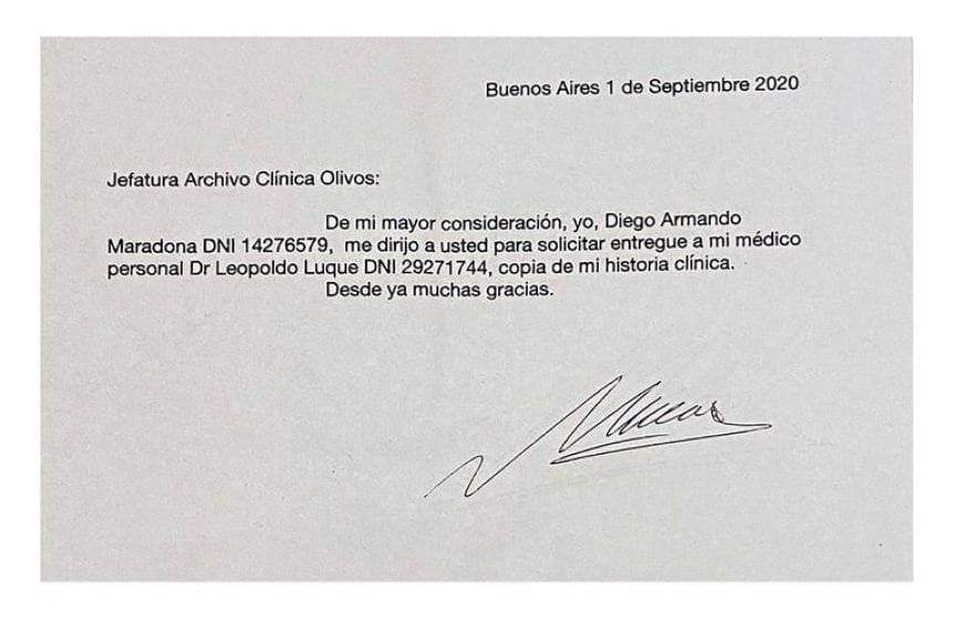 Firma falsa de Diego Maradona