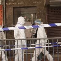 Confinan a alrededor de 10 mil personas en Hong Kong para detener un brote de Covid-19