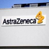 Italia demandará a AstraZeneca por reducir distribución de vacunas