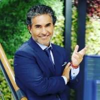 Raúl Araiza muestra su exquisita cocina minimalista y confirma que tiene buen gusto al decorar