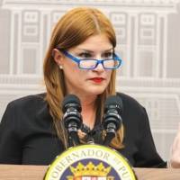 Cambio a proceso de vacunación no altera planes del gobierno para reabrir escuelas