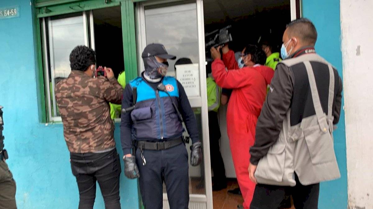 Clínica en Guamaní donde supuestamente se suministraban vacunas