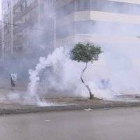 Un muerto y 220 heridos en protestas por confinamiento en Líbano