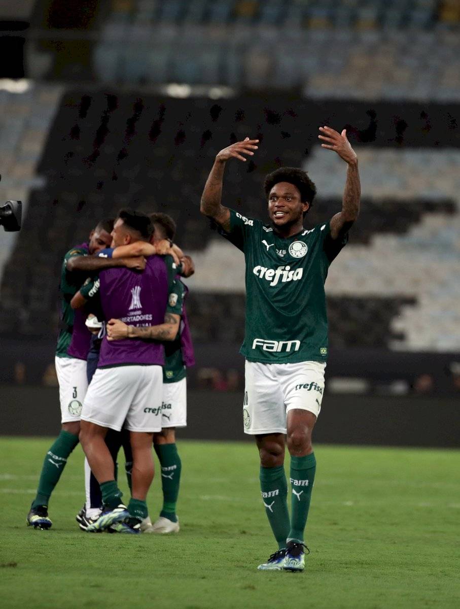 Palmeiras vence con gol en último minuto