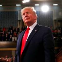 Abogados abandonan el equipo legal de Donald Trump a sólo una semana del impeachment