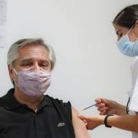 Argentina mantiene cierre fronteras hasta finales de febrero