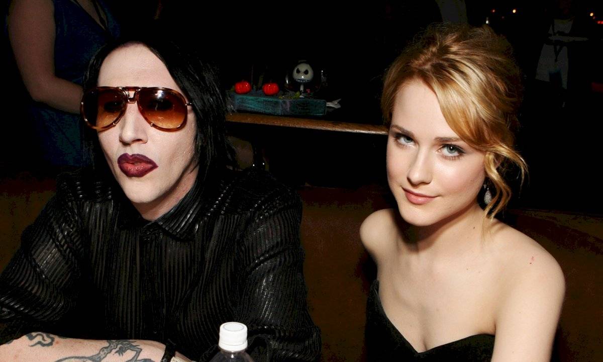 Brian Hugh Warner, más conocido por su nombre artístico Marilyn Manson junto a su ex pareja
