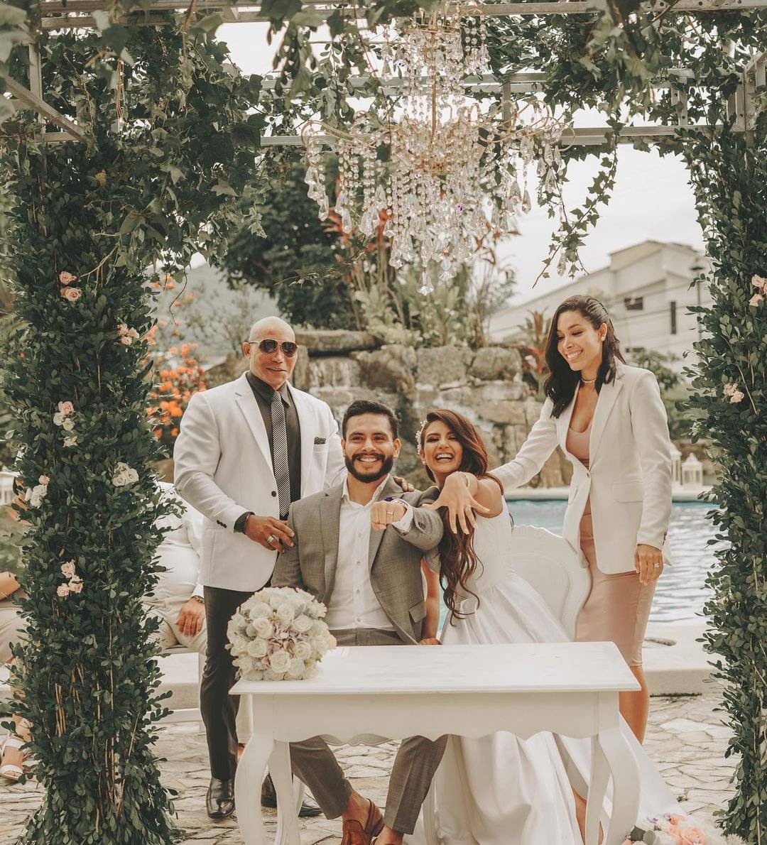 Dayanara Peralta y Jonathan Estrada