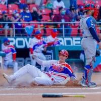 Puerto Rico pasa a semifinal en la Serie del Caribe tras vencer a Colombia