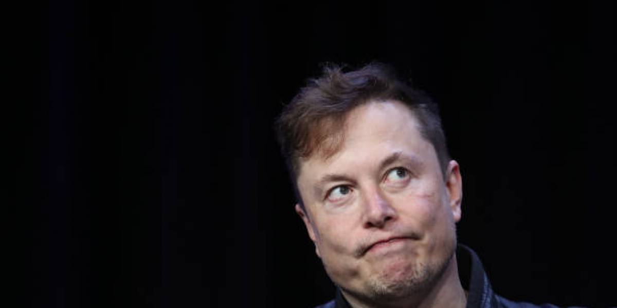 Elon Musk reconoce varios fallos de los Tesla y da esta inusual recomendación