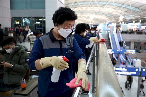 Los casos nuevos de coronavirus en Corea del Sur han caído por debajo de 300