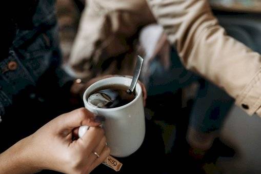 El café negro puede ser bueno para el corazón, muestran estudios