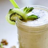 Reduce el colesterol y baja de peso con esta agua de avena con limón