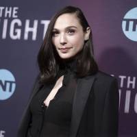 Gal Gadot destaca a "mujeres maravilla" en documental