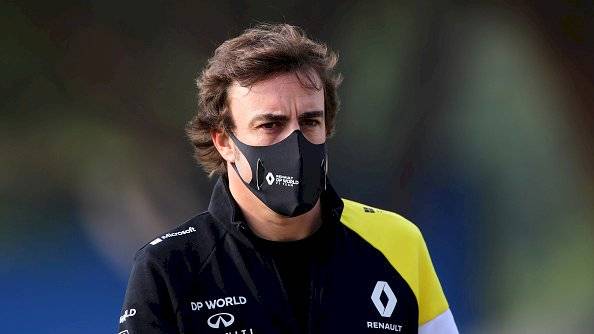 Fernando Alonso fue atropellado mientras montaba en bicicleta