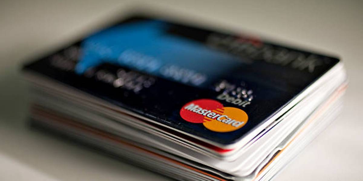 Mastercard permitirá a los comerciantes usar criptomonedas