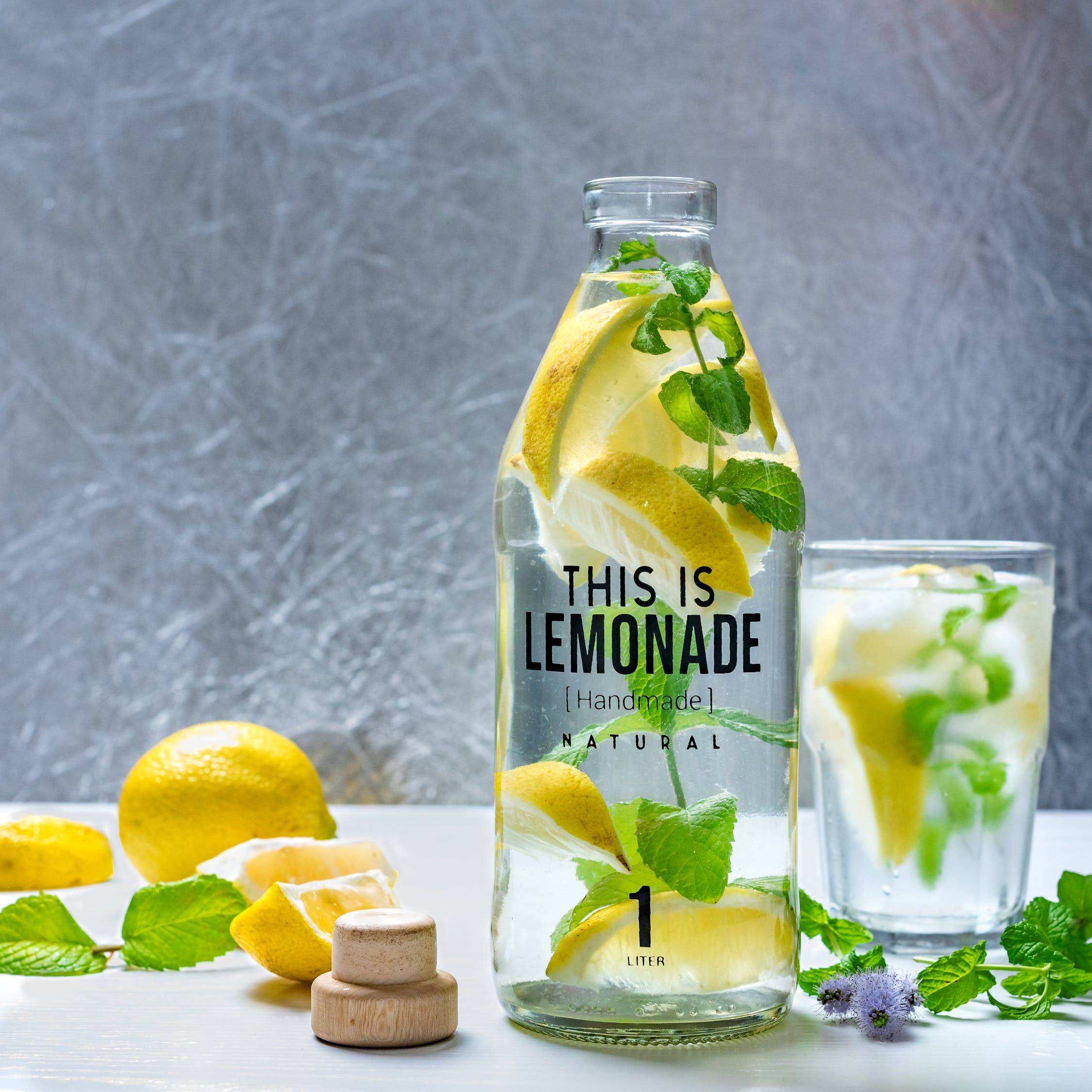 agua de limón agua de limón