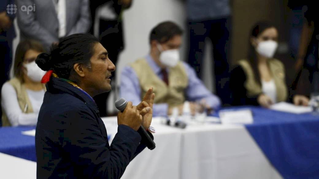 Las frases que marcaron el “diálogo” entre Yaku Pérez y Guillermo Lasso