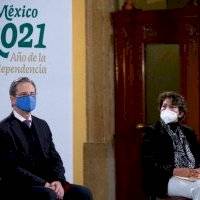 Asume Delfina Gómez las riendas de la SEP