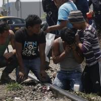 Ocho de cada 10 migrantes que pasan por Puebla son víctimas del crimen organizado