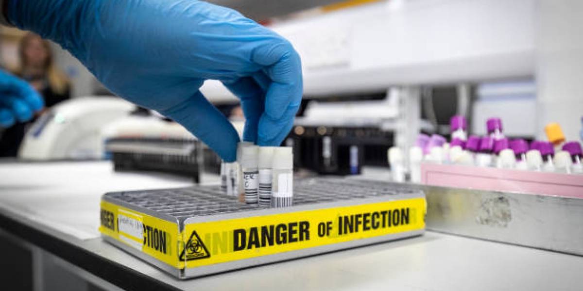 Coronavirus: Surgió una nueva variante, distinta a la del Reino Unido