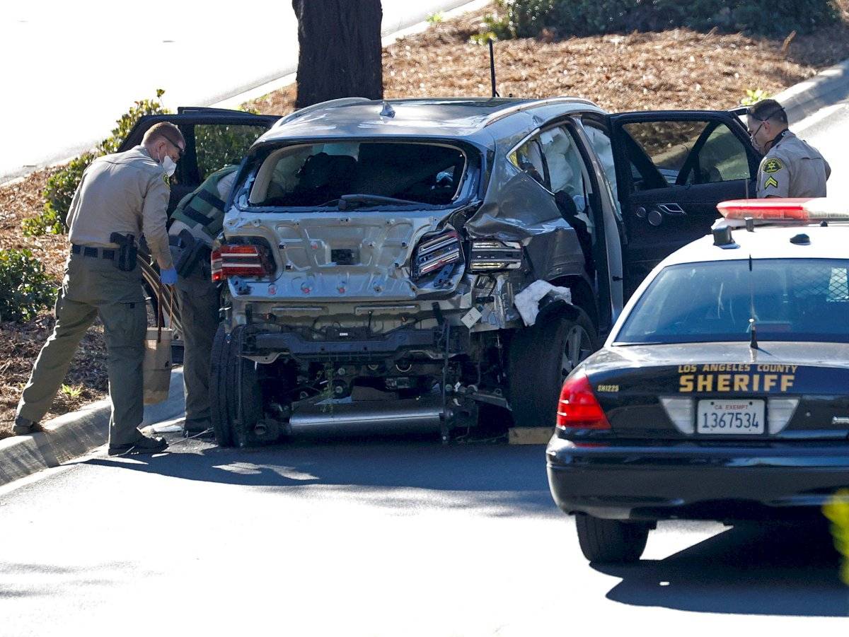 El golfista Tiger Woods, que este martes sufrió un accidente de tránsito, se encuentra en condición "estable"