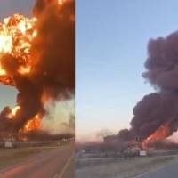 ¡Fuego! Tren embiste a tráiler en Texas y provoca explosión
