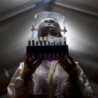 Investigadores rusos identifican predisposición genética que propicia a sufrir Covid-19 grave
