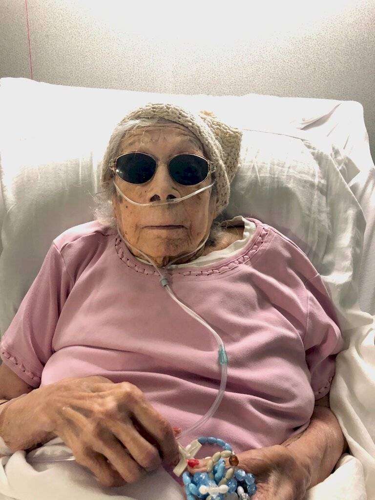 Lucia DeClerck, anciana de 105 años, se enteró que está contagiada de coronavirus el día de sus cumpleaños